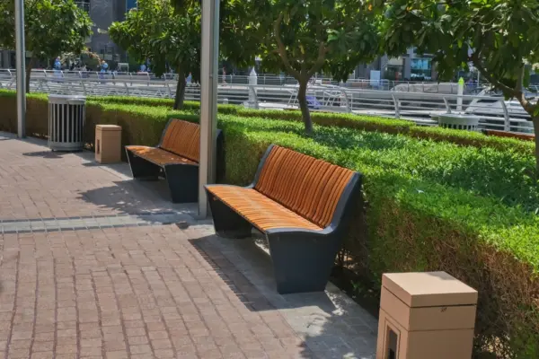 Cum alegi mobilierul urban potrivit pentru amenajarea unui parc? 11 recomandări